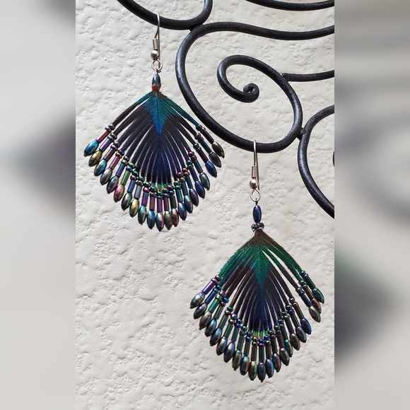 Vintage Peacock feather beaded dangle earrings 2 1/4" long, 2" wide. - Picture 1 of 9
